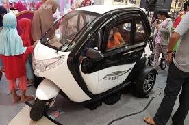 Semua motor ini tentunya juga memiliki perubahan dalam sisi pengaplikasian, seperti rem yang di pindah ke setang misalnya. Ingat Motor Listrik Roda Tiga Yang Viral Itu Ini Fakta Faktanya Gridoto Com