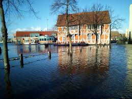 Zurzeit bewegen sich die wasserstände der mittleren und grösseren gewässer im kanton im normalen schwankungsbereich. Hochwasser Hansestadt Wismar