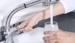 En france, le marché des eaux mises en bouteille regroupe les eaux plates, les eaux gazeuses et les eaux aromatisées. Quels Sont Les Risques D Intoxication Lies A L Eau Doctissimo