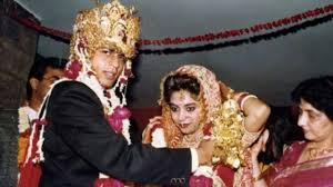 It was during those years, the gad Happy Birthday Shah Rukh Khan Rare Pictures Of Superstar With His Family