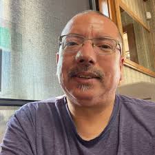 Ezekiel Elliott > Terrell Davis. Zeke is a Hall of Famer. Argue with a wall.