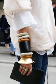 Six Street Style Trends From Mercedes Benz Fashion Week Australia Everyone Is Wearing Fashion Fashion Week Street Style Trends