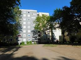 Der aktuelle durchschnittliche quadratmeterpreis für eine wohnung in witten liegt bei 7,09 €/m². 61 M2 80 M2 Wohnungen Mieten In Witten