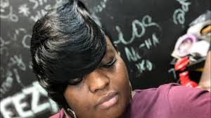 These 28 piece quick weave will fit snugly to any natural hair size, types, and style to give the wearers an impressive look and lightweight feel. Quick Weave 28piece And Tara 4 6 8 Youtube