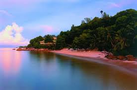 If you go early or late there will be less people. An Affordable Seychelles Beach Resort
