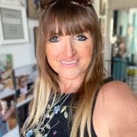 40+ "Vicki Read" profiles