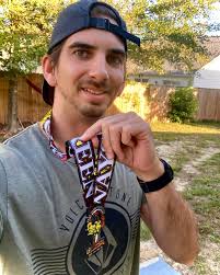 Brent Weatherly's Instagram, Twitter & Facebook