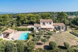 Machen sie ihre wahl in unserem grossen angebot von ferien villen in ventabren. Luxus Ferienhauser In Menerbes Sudfrankreich Mieten Villasud