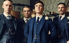 In this disconnected undercut style, the sides of the hair are of equal length and shaved extremely short. How To Get A Peaky Blinders Haircut