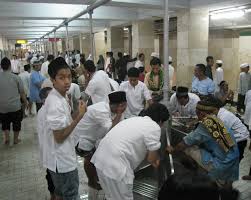 'dan pakaianmu sucikanlah (qs.al mudatsir: Bersuci Dalam Islam Wikipedia Bahasa Indonesia Ensiklopedia Bebas