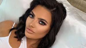 Megan entered the villa on day 8 and came fourth place alongside wes nelson on day 59. Love Island Uk Megan Barton Hanson Posts Nude Picture To Show Off Her Rolls