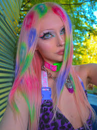 Alyssa Claire's Instagram, Twitter & Facebook