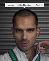 felt it🤍. . . . . . #streetwear #classystreetwear #smartstreetwear  #pauseonline #ootdstreetwear #munichgermany #munich #officewear  #officefitout