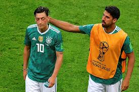 Sözcü'nün alman basını bild'den aktardığı habere göre, mesut özil, dünya kupası'nı kaçırabilir. Almanya Da Mesut Ozil Depremi Fifa Dunya Kupasi 2018 Fotomac