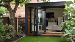 21 Modern Outdoor Home Office Sheds You Wouldn T Want To Leave Livable Sheds Garden Office Shed Garden Office