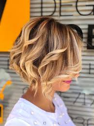 Eye makeup · short hair styles · hair cuts · hair beauty. Che Cos E E Come Si Fa Il Taglio Punte Aria