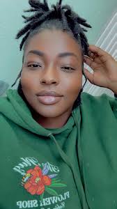 Photo posted by 🧚ms tinkerbelle♏️ (@thigh_kingdom_come)