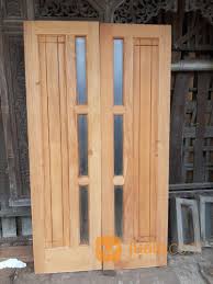 Kami langsung dari pengrajin di jepara sehingga furniturekayu.com memudahkan anda untuk mencari produk furniture kayu jati ukiran dan desain kayu mahony yang dapat memuaskan dalam menentukan furniture untuk rumah anda read more. Pintu Dari Kayu Jati Pasuruan Jualo