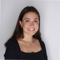 Hannah Sweeney's Instagram, Twitter & Facebook