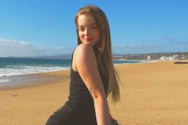 All instagram™ logos and trademarks displayed on this application are property of instagram. Perfeccion Hija De Yuyuniz Navas Impacta Con Sexy Bikini Negro