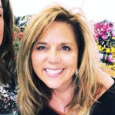 Ashley Walser's Instagram, Twitter & Facebook