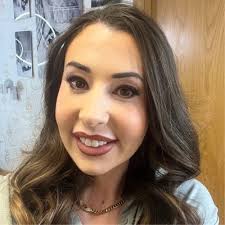 progress #parttimenurse #fulltimemum #scrubber