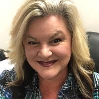 Jenny Maus's Instagram, Twitter & Facebook