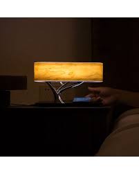 Caractéristiques de cette lampe de chevet originale : Lampe De Chevet Led Design Avec Enceinte Chargeur Sans Fil