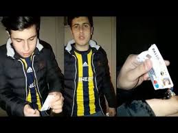 Fenerbahçe'ye destek olup, tarihine adını yazdırmak için hemen passo mobil'e gir qr kod ile kulübüne fener ol! Fenerbahce Taraftari Passolig Kartini Yakti Youtube