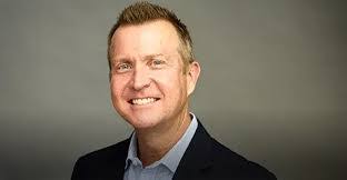 Kevin Fallon's Instagram, Twitter & Facebook