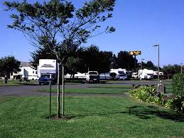 Bottom step on the coach was 30 inches off the ground. Rv Parks In California California Campgrounds Good Sam Club
