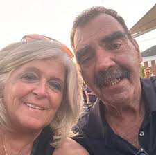 It's his birthday!!!! Happy birthday to my dad who's stuck by my side no  matter what, even when I can't stand him ;) I love you dad!