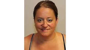 Michelle Gile's Instagram, Twitter & Facebook