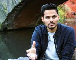 Scott, 50, has tied the knot with dan jewett, the wall street journal reported on sunday. Dan Jewett Mackenzie Scott S Husband Wiki Height Age Wife Family Biography More Wikibio