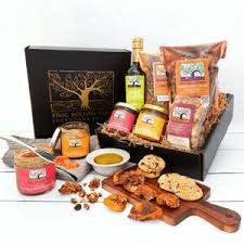Essential Holiday Gift Box (Holiday Collection) – Frog Hollow Farm