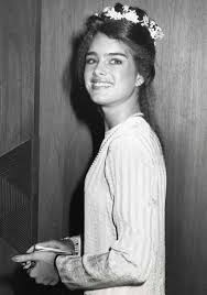 See Brooke Shields First PEOPLE Cover from When She Was 13 Years Old