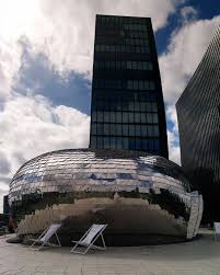 Silver Shine Luxury Pebblesbar Dusseldorf Dusseldorf Terrasse Restaurant Bar Silver Shiny Metallic Hyattregency Hot Building Patio Deck Skyscraper