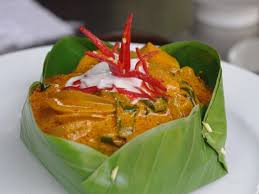 Amok A La Cambodgienne Recette Cuisine Cambodgienne Recettes De Cuisine Cuisine Asiatique