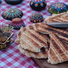 Set in the heart of dubai international financial centre (difc) cipriani dubai features an elegant blue and white nautical aesthetic, high gloss wood interior with polished steel finishes and signature brown leather chairs. Fugassa Gardesana Lake Garda S Versatile Focaccia Gastrozone Travel Eat Repeat