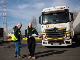 Wikipedia is a free online encyclopedia, created and edited by volunteers around the world and hosted by the wikimedia foundation. British Truck Driver Shares What S Wrong With American Trucking Business Insider