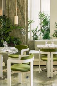 Les beaux jours reviennent doucement et vous n'avez qu'une envie, vous prélasser au soleil : Le Jardinier Restaurant Vert Francais En Plein New York