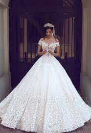 Heute stehen bräuten eine menge an schönen, eleganten und individuellen brautkleidern zur auswahl. Off The Shoulder New Short Sleeve Glamorous Lace Wedding Dresses Wedding Dresses Lace Ballgown Princess Wedding Dresses Ball Gown Wedding Dress