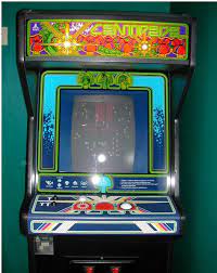 Centipede Arcade Game Png Png Bild 604x762 Pixlar Skalad 80 Arcade Arcade Games Video Games For Kids