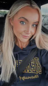 20 September 2025 all roads lead to Harry's Bar, Basingstoke for the next  Basingstoke Over 30s Day Club event. Old skool dance tunes. Glow sticks for  all the hands in the air