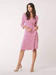 Dvf Diane Von Furstenberg New Julian Two Silk Jersey Wrap Dress Ocio Crusset In 2020 Jersey Wrap Dress Wrap Dress Dresses