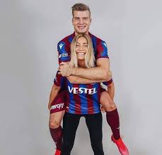 Emre belözoğlu kırmızı kart gördü! Alexander Sorloth And His Girlfriend Turkish Football Facebook