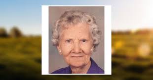 Kitty Hinkle's Instagram, Twitter & Facebook