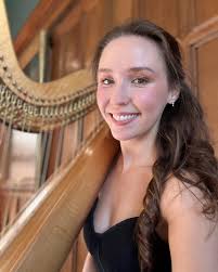 Elinor Nicholson- Harpist