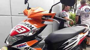Pada saat mentari bersinar, pukul 10.00 itu pagi apa siang? Beda Honda Beat Versi Malaysia Dan Indonesia Keren Mana Surya Malang