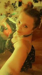 angelachatfield5 (@angela.chatfield)